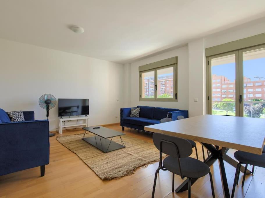 Dobo Homes - Rr12 *